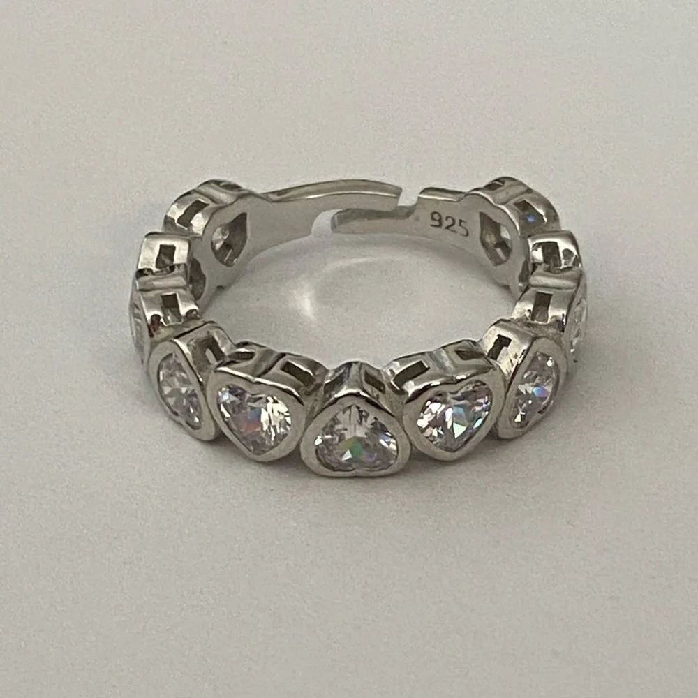 925 Silver heart ring 5.75 band size adjustable cz stones